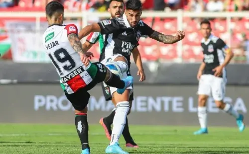 El argentino puso el 1 a 0 ante Palestino. Fuente: Agencia UNO.