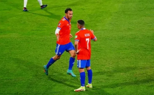 Gabriel Suazo se mostró muy activo en su tándem con Alexis: / FOTO: Guillermo Salazar