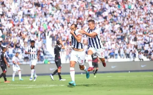Hernán Barcos le dio el triunfo a Alianza Lima al minuto 85′. Fuente: Twitter Alianza Lima.