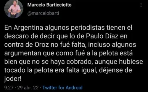 Marcelo Barticciotto y la jugada de Paulo Díaz. Imagen: Captura de pantalla