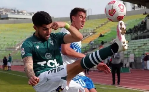 Daniel González defendiendo los colores de Santiago Wanderers. Imagen: Agencia Uno
