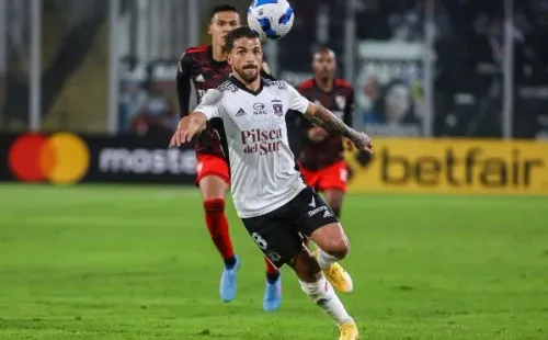 Gabriel Costa se ha afirmado en Colo Colo. / FOTO: Agencia Uno