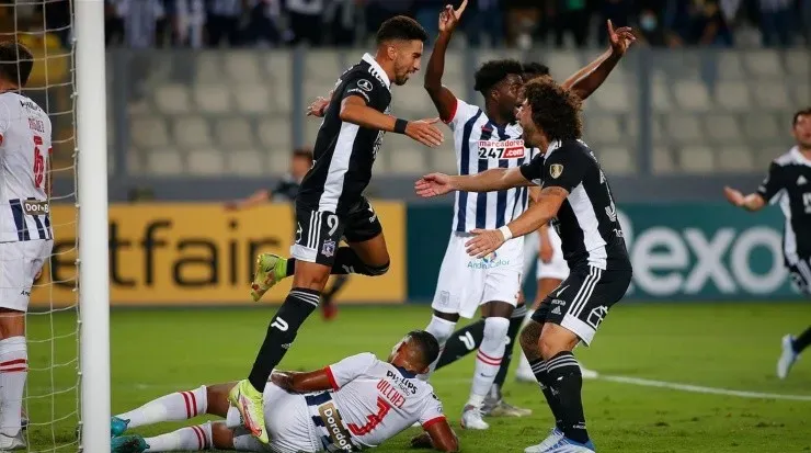 El Cacique apenas sumó un punto en su visita ante Alianza Lima. | Foto: Colo Colo.