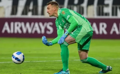 Franco Armani lidera la lista de bajas por infectados de covid-19 en River Plate. | Foto: Agencia UNO.