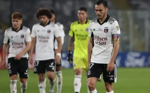 Colo Colo se tendrá que conformar con jugar los octavos de final de la Copa Sudamericana 2022. | Foto: Agencia UNO.