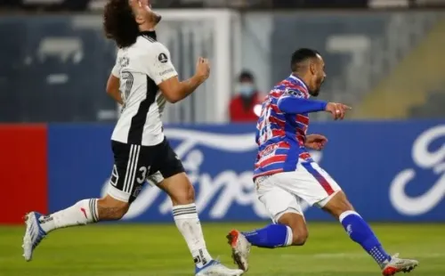 Colo Colo no pudo hacer buen fútbol y cayó ante Fortaleza | Imagen archivo