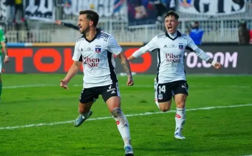 Gabriel Costa anotó desde el punto penal y en la agonía el 2-1 definitivo para Colo Colo. | Foto: Guillermo Salazar.