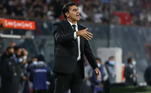 Gustavo Quinteros suma variantes para la segunda mitad del 2022. | Foto: Agencia UNO.