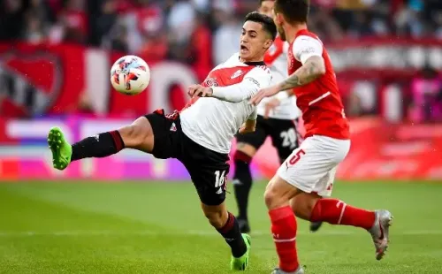 El sitio estadístico Sofascore destacó a Pablo Solari como la mejor arma en ataque en el triunfo de River Plate ante Independiente. Fuente: Getty Images.