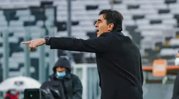 Quinteros retomará su funciones en el Monumental el viernes pensando en el duelo ante La Calera. | Foto: Guillermo Salazar.