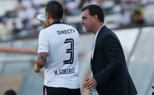 Mark González jugó apenas cuatro partidos en Colo Colo con Pablo Guede en la banca. | Foto: Agencia UNO.