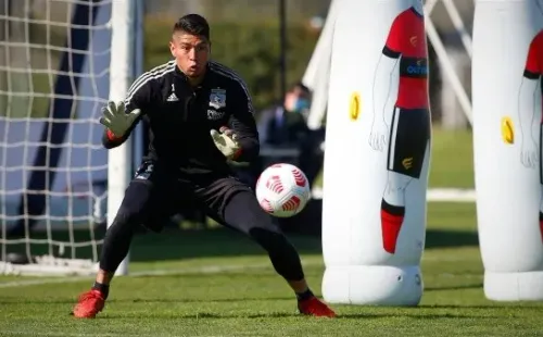 Brayan Cortés solo piensa en ser campeón con el Cacique. | Foto: Colo Colo.