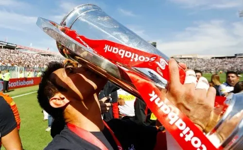 Justo Villar ganó dos títulos nacionales en Colo Colo, además de la Copa Chile 2016. | Foto: Agencia UNO.