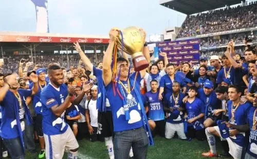 Gustavo Quinteros ganó dos títulos al mando de Emelec entre 2012 y 2015. | Foto: Archivo.