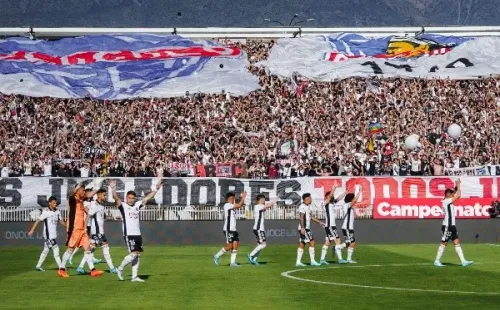 El hincha albo llegó en masa al Estadio Monumental esta tarde. | Foto: Guillermo Salazar.