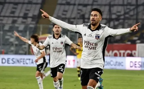 Juan Martín Lucero le anotó un doblete a los piratas en el duelo de la primera rueda. | Foto: Agencia UNO.