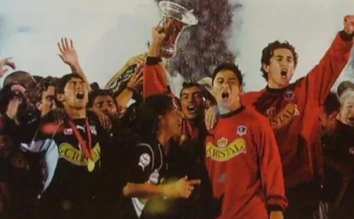 El título del Clausura 2002 fue el primero del Cacique en este siglo. De ahí en más llegarían diez estrellas más para el Cacique. | Foto: Archivo.