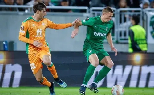 Los locales fueron amplios dominadores de las acciones en la primera mitad, pero no tuvieron la claridad para batir la resistencia de Bravo. Fuente: Real Betis.