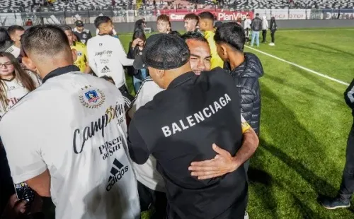 El Tanquecito llenó de flores al capitán del Cacique por su gran temporada. Fuente: Guillermo Salazar.