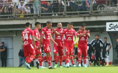 Lamentablemente la ventaja de Colo Colo duró poco y nada tras el empate de Ñublense. | Foto: Agencia UNO.
