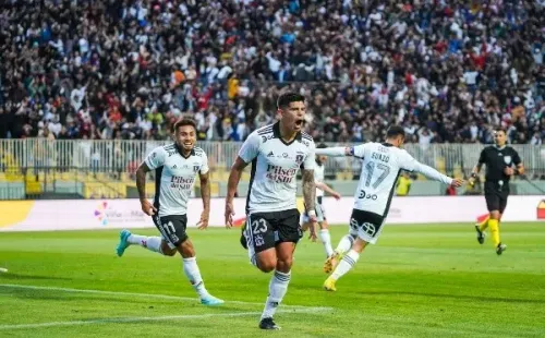 Colo Colo supo dar vuelta en cinco minutos un 2-0 para pasar a estar arriba por 3-2. | Foto: Guillermo Salazar.