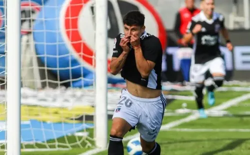 Alexander Oroz busca afirmarse en Colo Colo tras una campaña en al que anotó tres goles. / FOTO: Guillermo Salazar