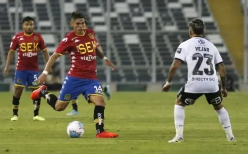 Carlos Palacios brilló ante el Colo Colo de Gustavo Quinteros en 2020