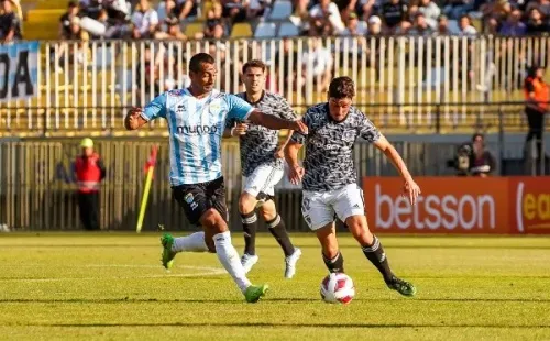 Marco Rojas no pudo desequilibrar ante Magallanes. / FOTO: Guillermo Salazar