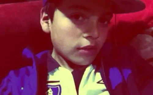 La foto de Vicente Conelli con la camiseta de Colo Colo. / FOTO: Instagram