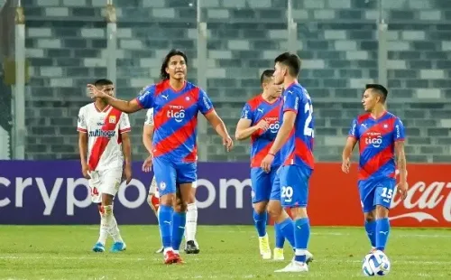 Moreno Martins vio acción junto a Cerro Porteño ante Curicó Unido. / FOTO: Guillermo Salazar