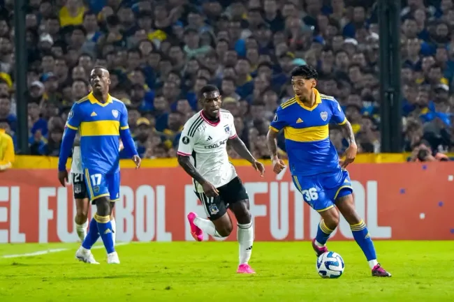 Fabián Castillo volvió a jugar en Colo Colo | Foto: Guillermo Salazar