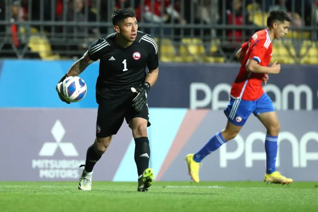 Brayan Cortés asoma dentro del equipo titular de Chile Sub 23. Fuente: Carlos Succo/Santiago 2023 vía Photosport