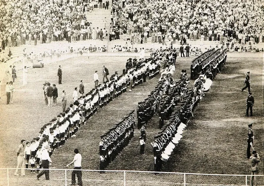Primera inauguración del Estadio Monumental en el año 1975 | Foto: Revista Estadio.