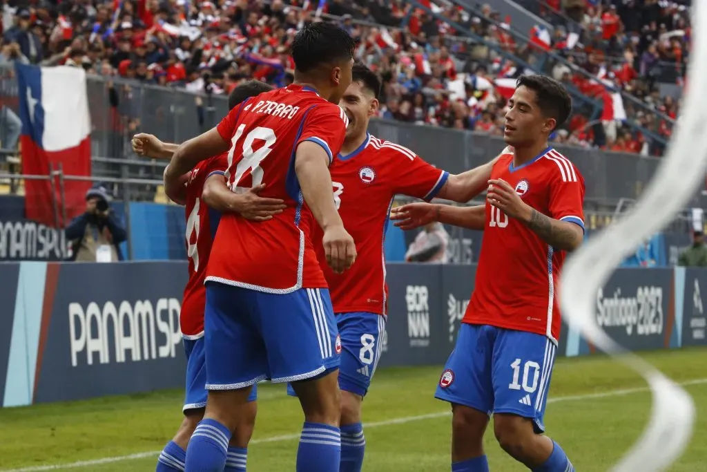 La Selección Chilena Sub-23 se clasificó a las semifinales de Santiago 2023 | Foto: Marcelo Hernández/Santiago 2023 vía Photosport.