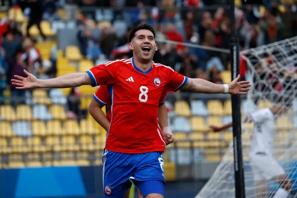 César Fuentes abrió el camino en la goleada ante República Dominicana. Fuente: Raúl Zamora/Santiago 2023 vía Photosport