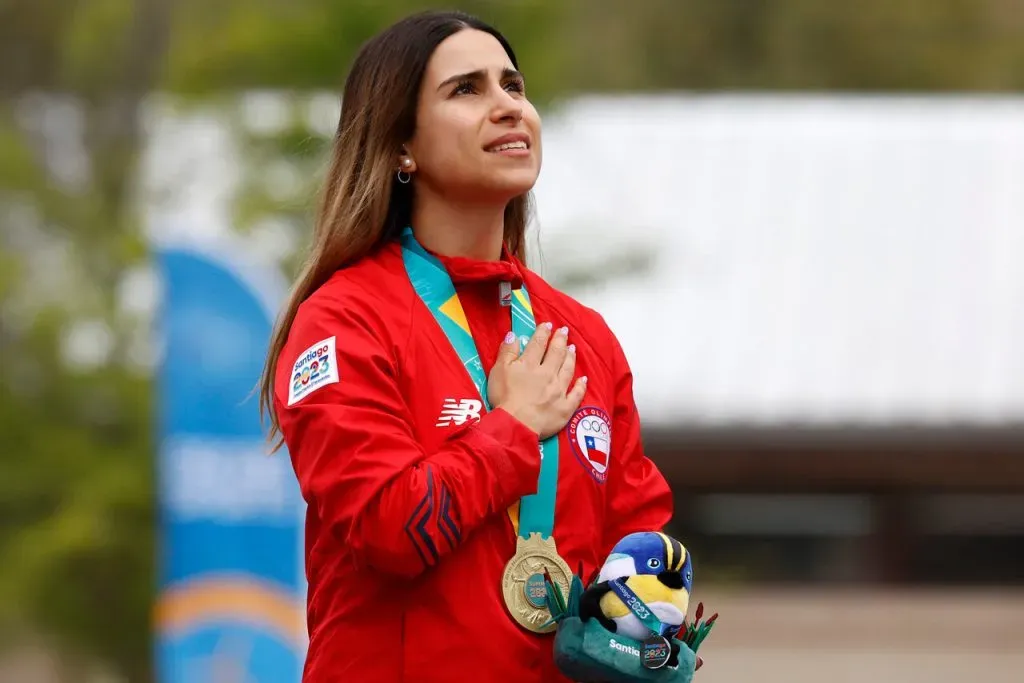 El primer oro llegó gracias a Francisca Crovetto. Fuente: Jorge Loyola/Santiago 2023 vía Photosport