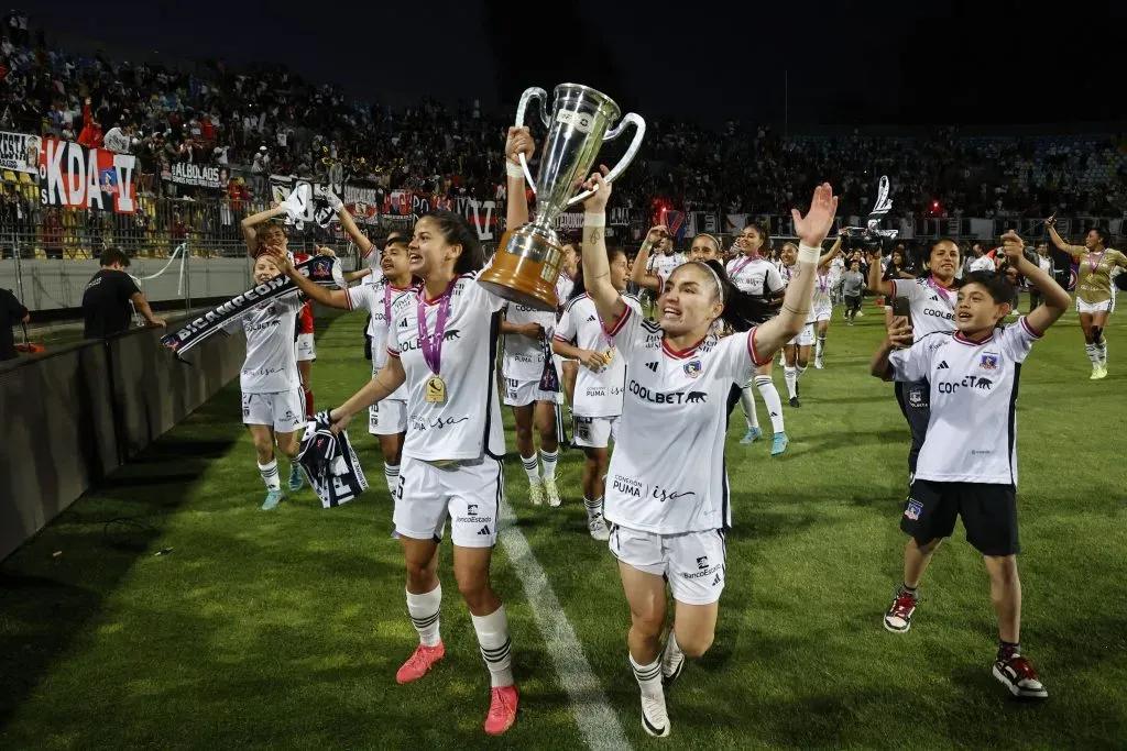 Javiera Grez consiguió su segundo título en Colo Colo Femenino | Foto: Photosport