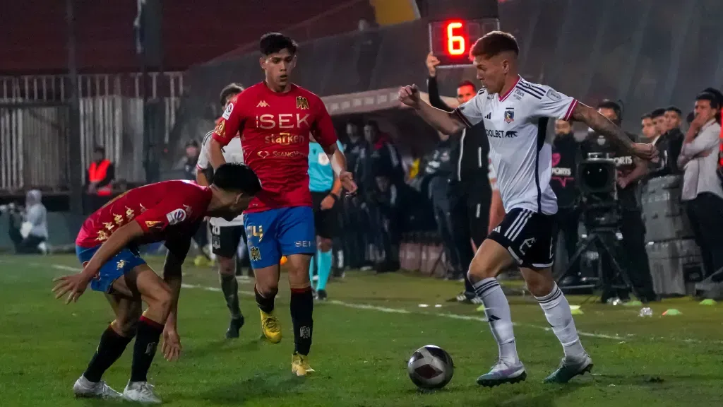 ¿A qué hora juega Colo Colo vs Unión Española?