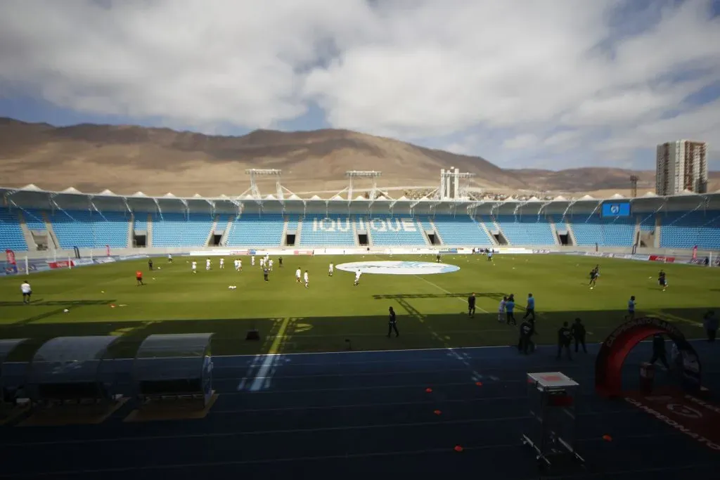 Estadio Tierra de Campeones de Iquique. (Foto: Photosport)