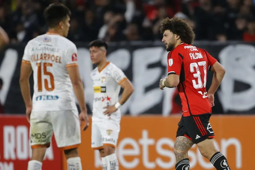 Maximiliano Falcón en la semifinal de vuelta de Copa Chile vs Cobreloa. (Foto: Photosport)
