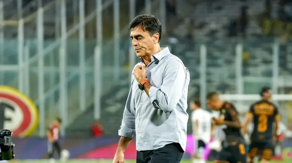 Colo Colo define la continuidad o salida de Gustavo Quinteros. | Imagen: Guille Salazar/DaleAlbo.