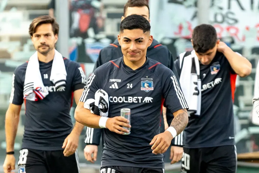 Jordhy Thompson cuenta los días para salir del país y recalar en el FC Orenburg de Rusia.