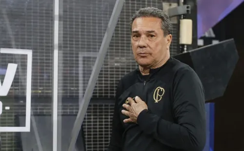 Vanderlei Luxemburgo comienza a sonar fuerte en Colo Colo