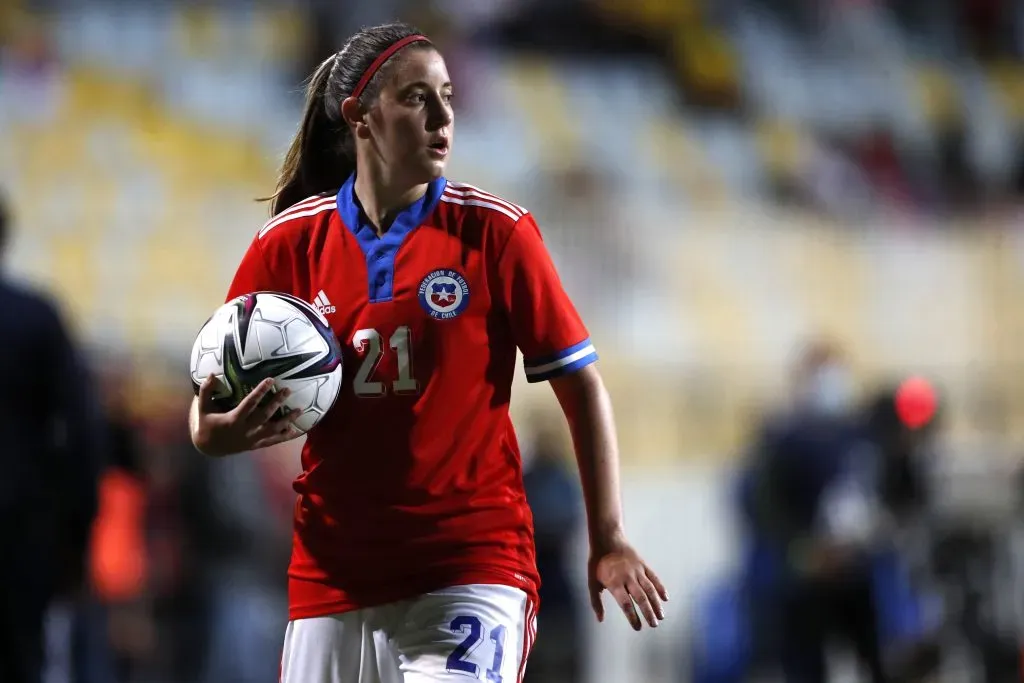 Rosario Balmaceda en la Selección Chilena femenina. (Foto: Photosport)
