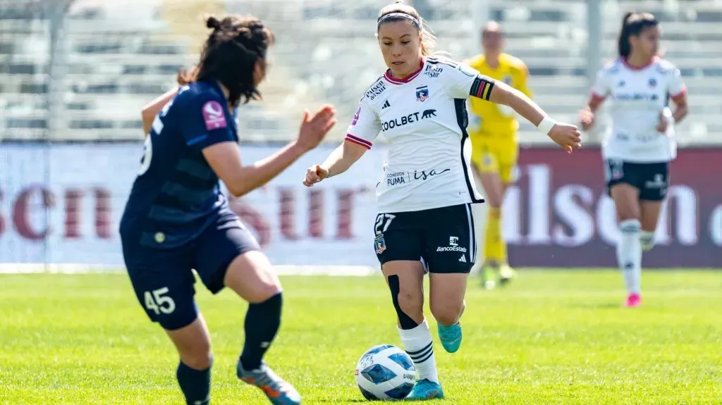 Yanara Aedo renovó contrato con Colo Colo Femenino