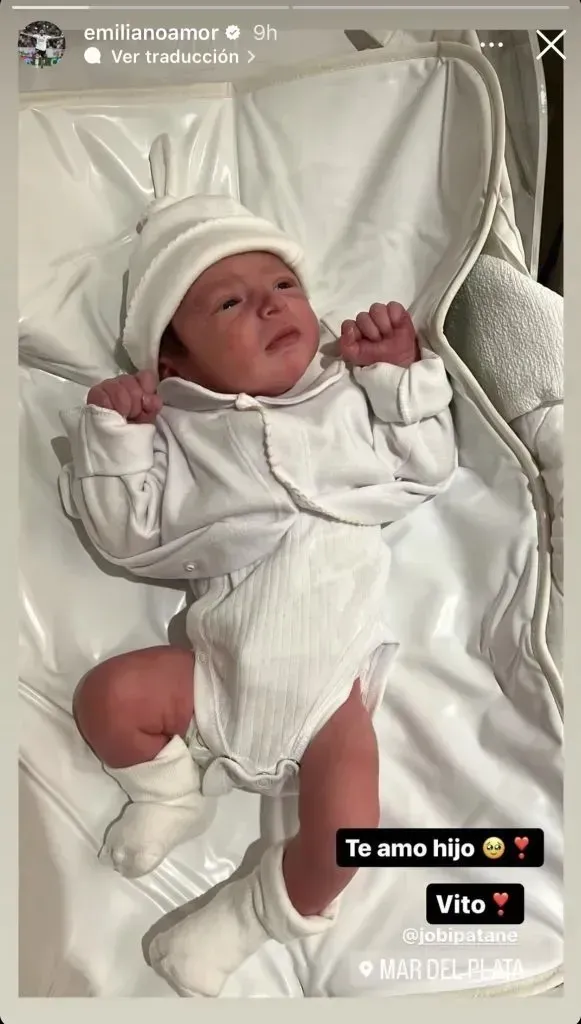 Emiliano Amor y las imágenes con su nuevo hijo.