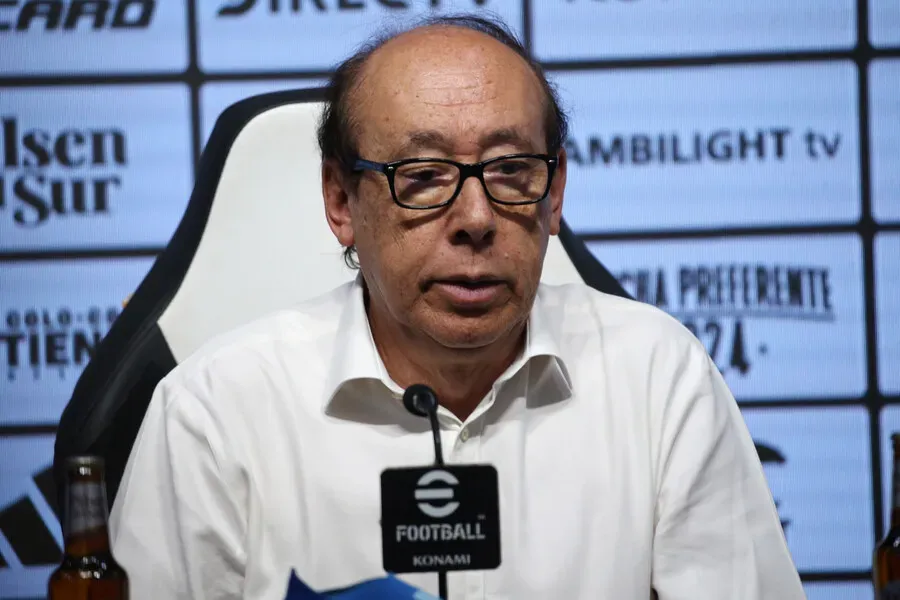 Alfredo Stöhwing es presidente de Blanco y Negro hasta el 2026. Imagen: Javier Salvo/Photosport