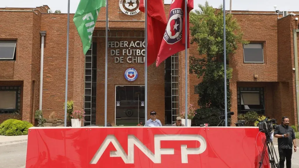La ANFP busca evitar el paro de jugadores. | Imagen: Photosport.