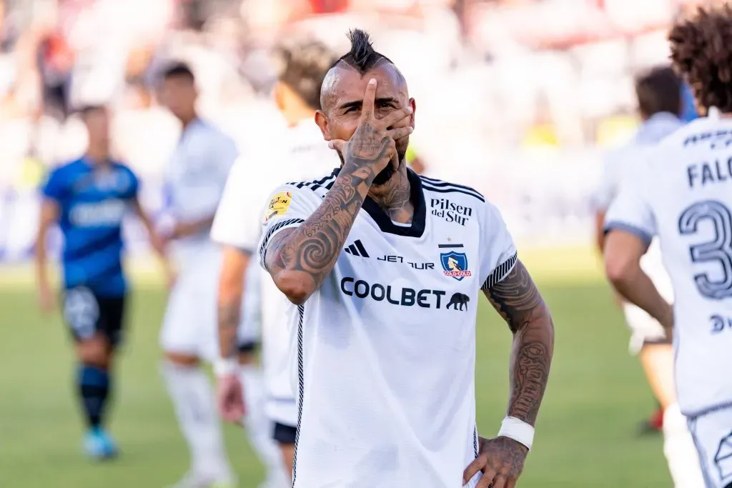 Arturo Vidal tiene su lugar fijo en el esquema de Colo Colo. Imagen: Guille Salazar/DaleAlbo