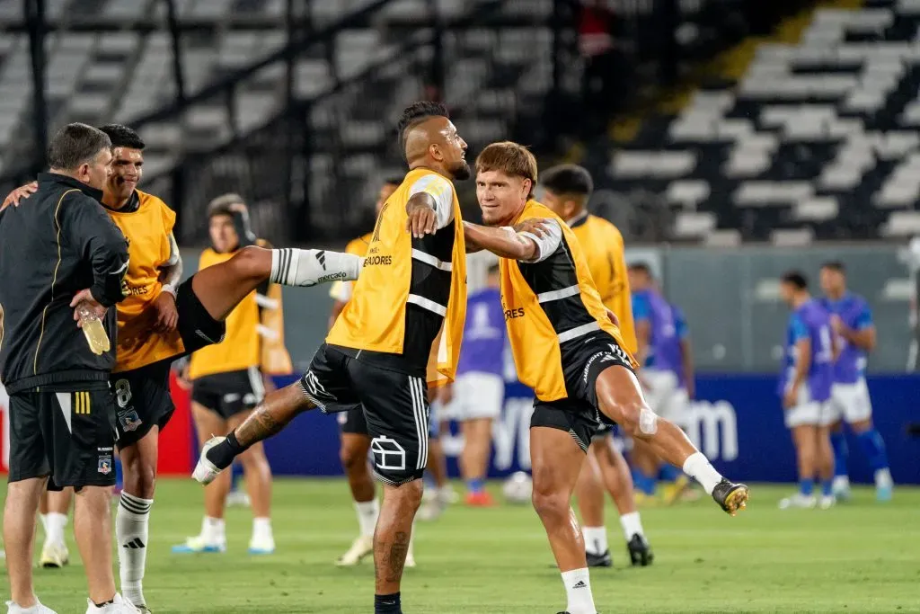 Colo Colo realizando el calentamiento previo. (Foto: Guillermo Salazar/DaleAlbo)